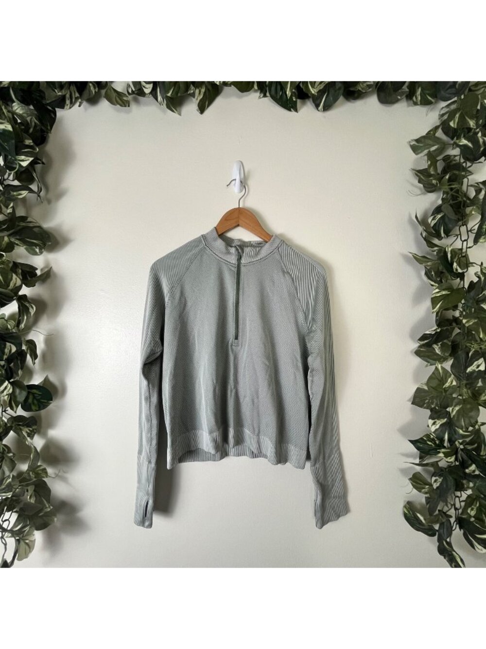 Lululemon Athletic Rest Less Cropped Half Zip Jacket Grey Sage Size 14
